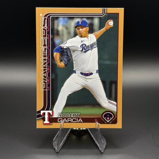 Robert Garcia (Gold Border 1423/2025) - 2025 Topps Update #US329